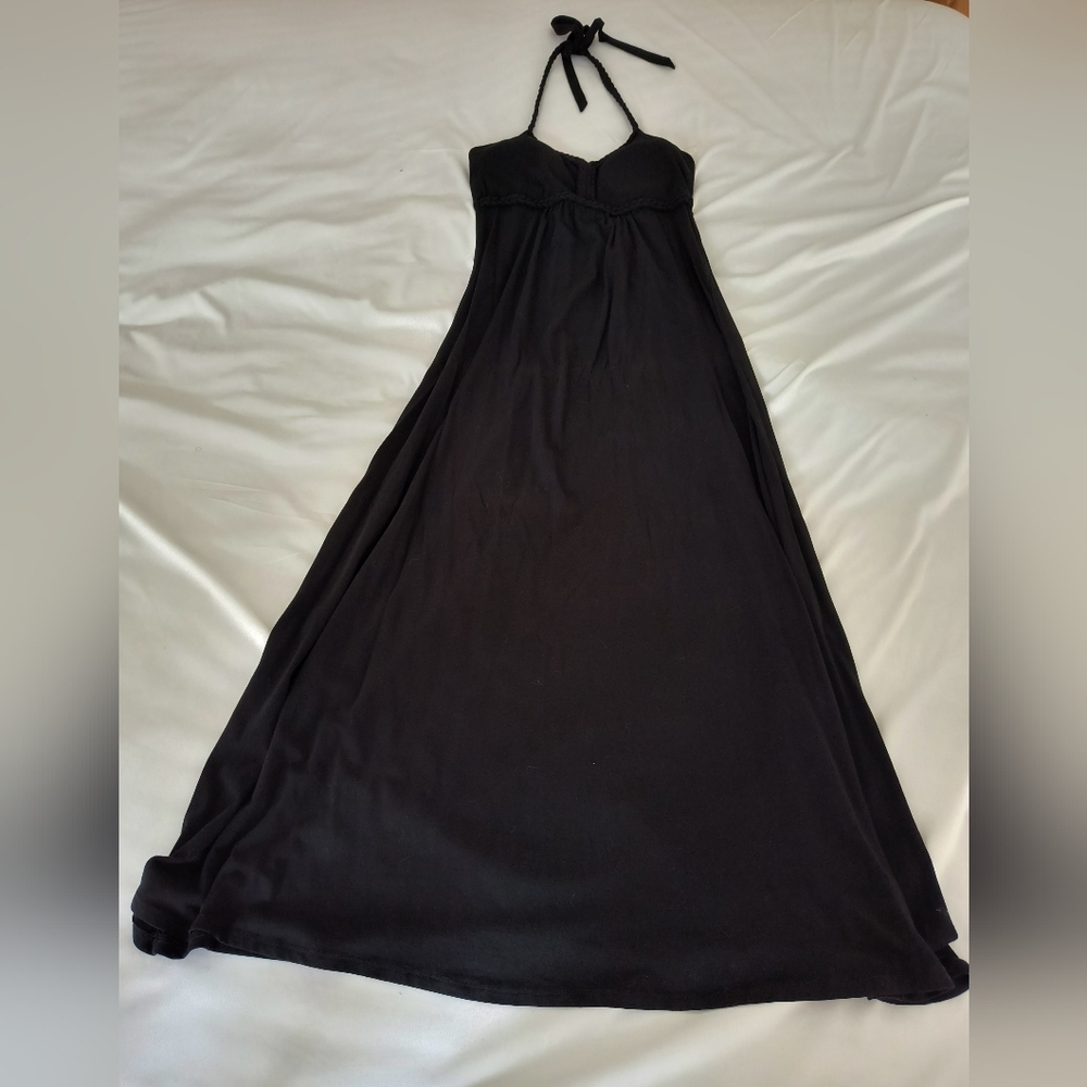 Elegant Black Halter Maxi Dress